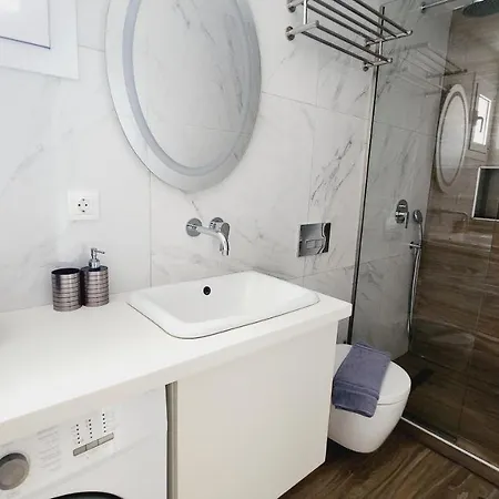 Apartment Evelina Luxury With Swimming Pool In Corfu Ipsos