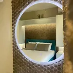Evelina Luxury With Swimming Pool In Corfu شقة