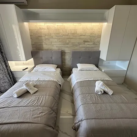 Evelina Luxury With Swimming Pool In Corfu Appartement