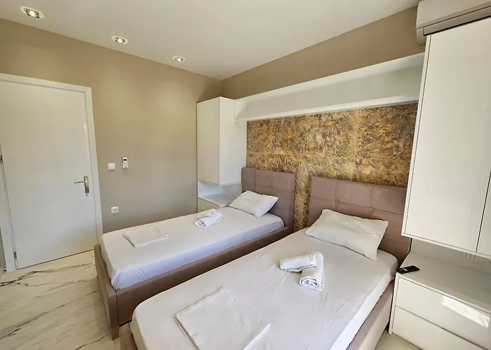 Evelina Luxury With Swimming Pool In Corfu شقة