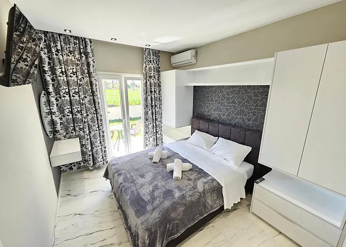 Evelina Luxury With Swimming Pool In Corfu Apartmán Ipsos