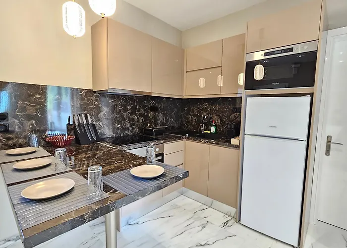 Evelina Luxury With Swimming Pool In Corfu Apartmán