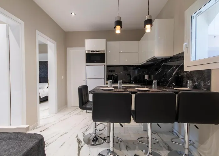 Evelina Luxury With Swimming Pool In Corfu