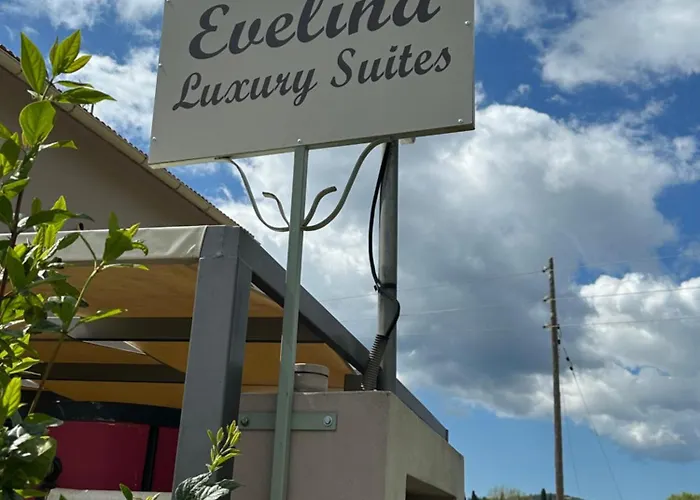 Apartmán Evelina Luxury With Swimming Pool In Corfu