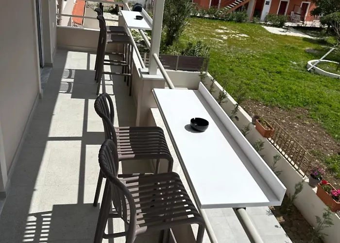 Evelina Luxury With Swimming Pool In Corfu Apartmán