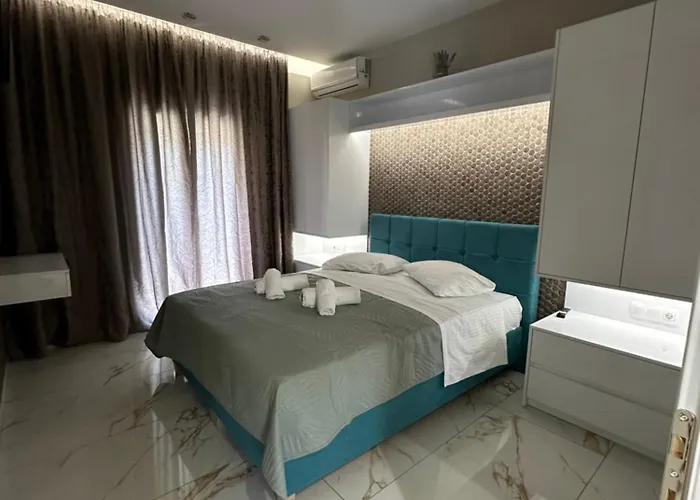 Evelina Luxury With Swimming Pool In Corfu Apartmán