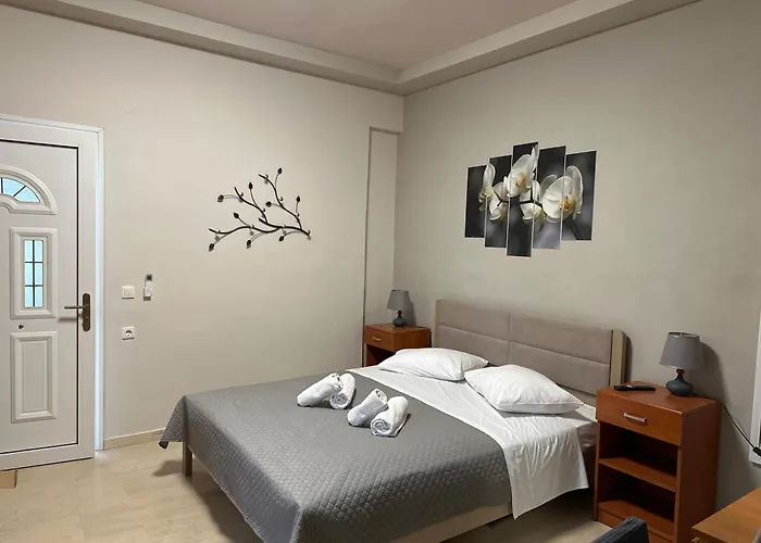 Evelina Luxury With Swimming Pool In Corfu Ipsos