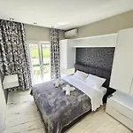 Evelina Luxury With Swimming Pool In Corfu Apartmán Ipsos