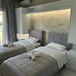Evelina Luxury With Swimming Pool In Corfu